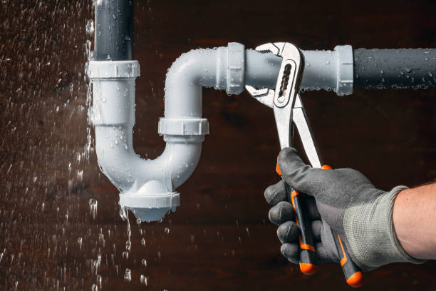 Professional Leak Detection technician working in Maine, NY